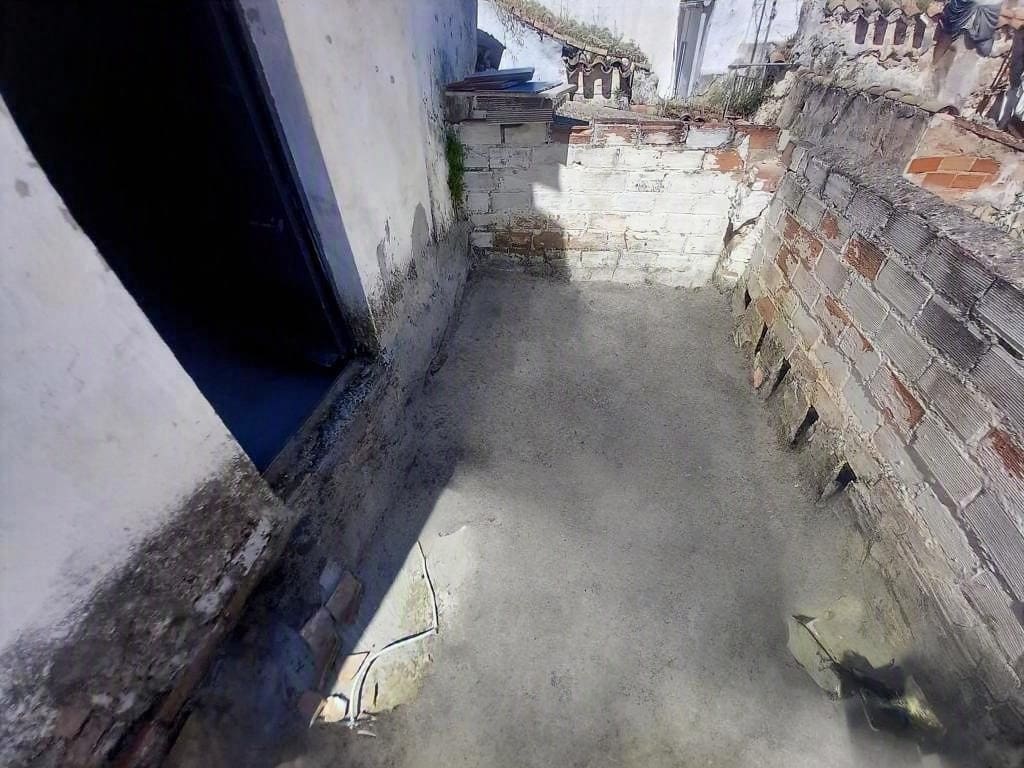 2 Zimmer Haus zu verkaufen in Martos mit Pool - 37.000 € (Ref: 9935322)