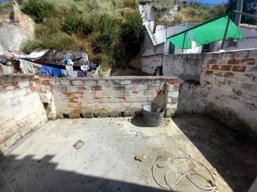 2 Zimmer Haus zu verkaufen in Martos mit Pool - 37.000 € (Ref: 9935322)