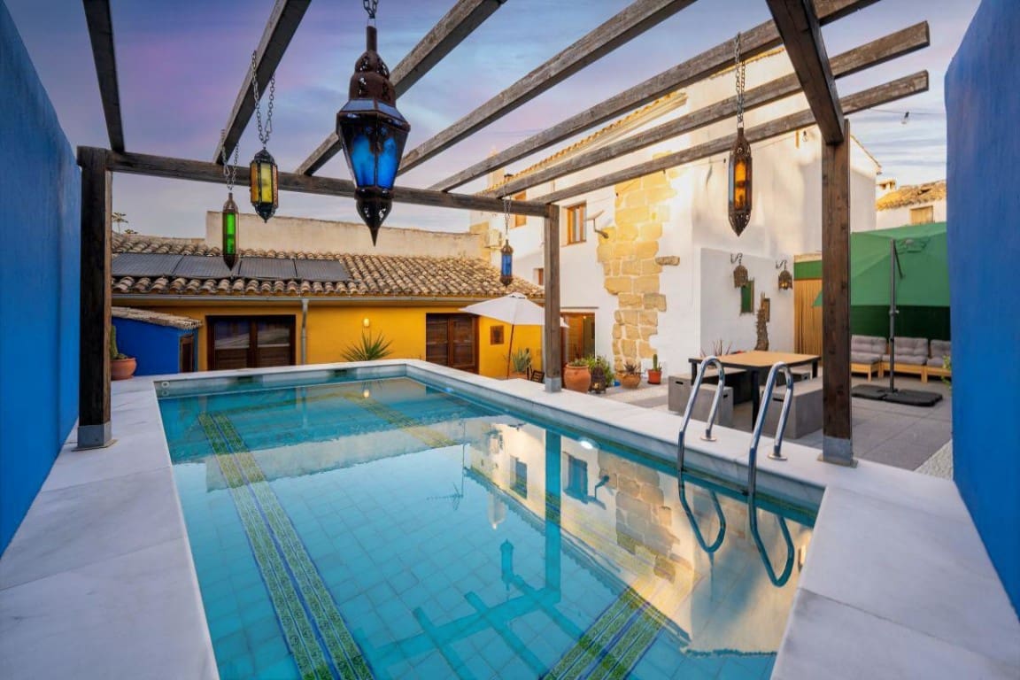 5 camera da letto Casa in vendita in Alcala la Real con piscina - 320.000 € (Rif: 9936737)