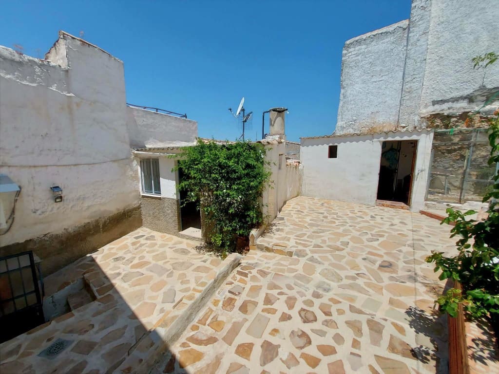 2 sovrum Hus till salu i Martos - 52 000 € (Ref: 9940753)