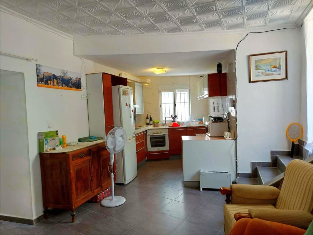 2 sovrum Hus till salu i Martos - 52 000 € (Ref: 9940753)