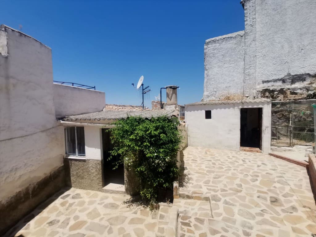 2 sovrum Hus till salu i Martos - 52 000 € (Ref: 9940753)