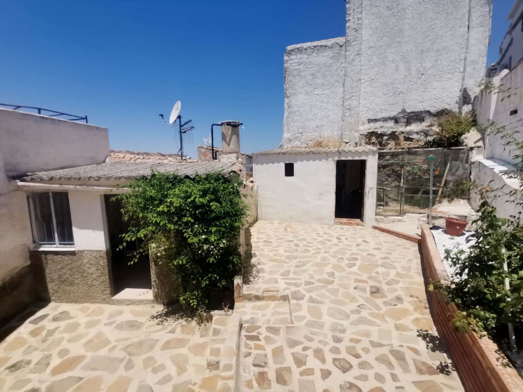 2 sovrum Hus till salu i Martos - 52 000 € (Ref: 9940753)