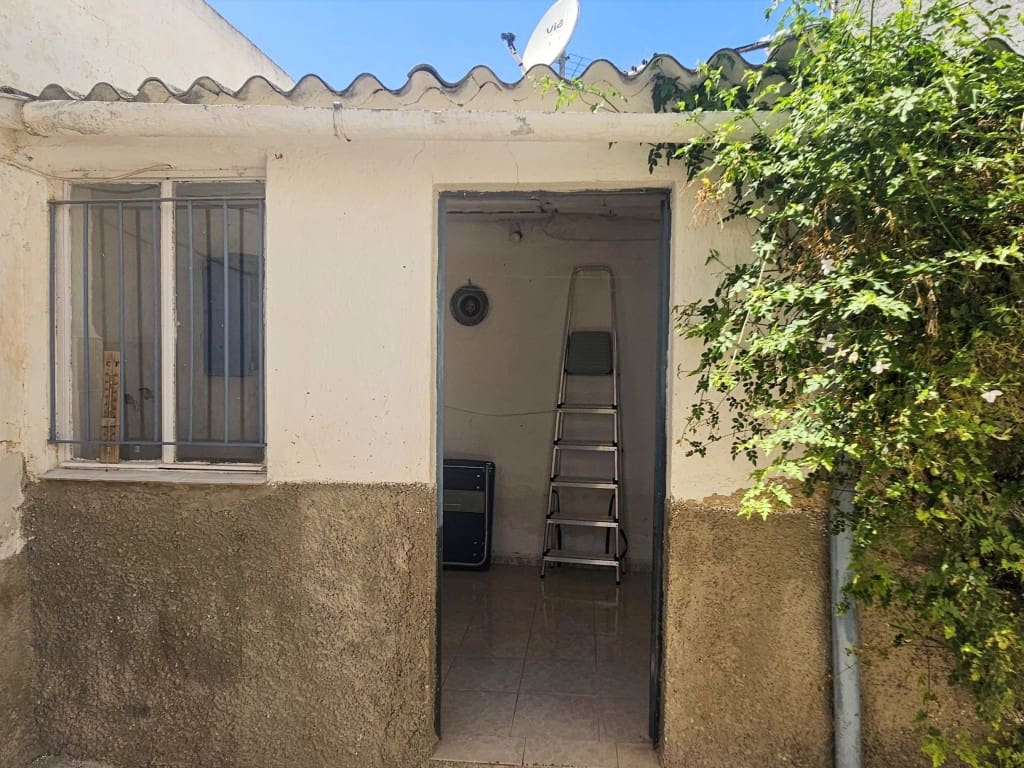 2 sovrum Hus till salu i Martos - 52 000 € (Ref: 9940753)