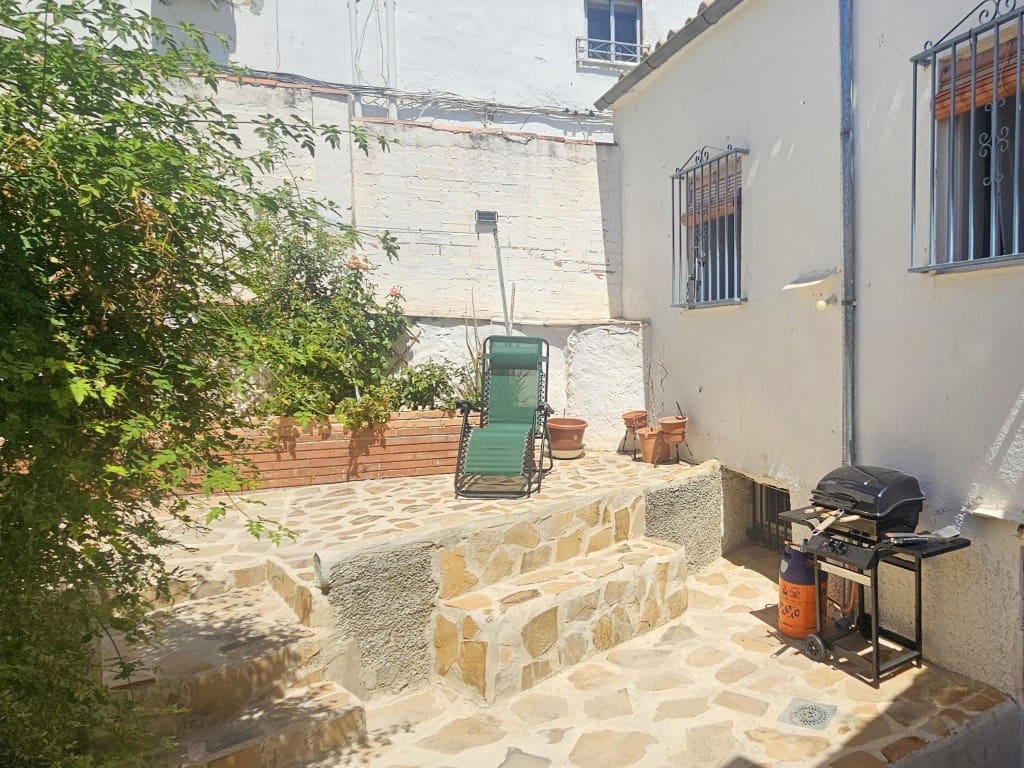 2 sovrum Hus till salu i Martos - 52 000 € (Ref: 9940753)
