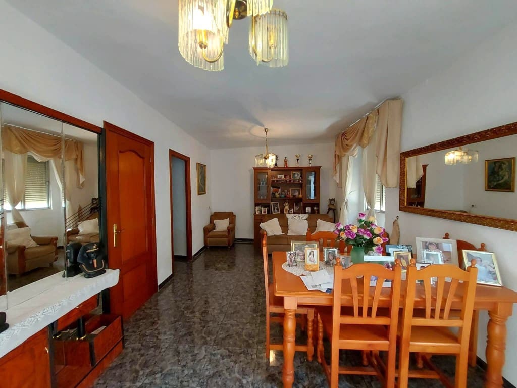 4 soverom Hus til salgs i Noguerones med svømmebasseng garasje - € 83 000 (Ref: 9979395)