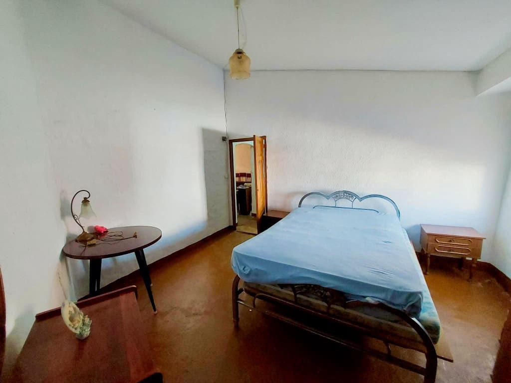 4 soverom Hus til salgs i Noguerones med svømmebasseng garasje - € 83 000 (Ref: 9979395)