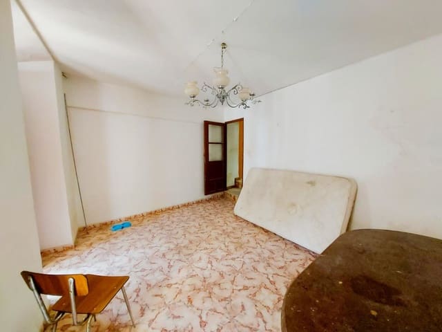 5 sypialnia Dom na sprzedaż w Martos - 18 000 € (Ref: 9990280)
