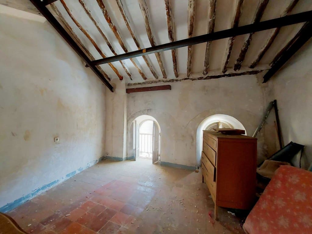 5 Zimmer Haus zu verkaufen in Martos - 18.000 € (Ref: 9990280)