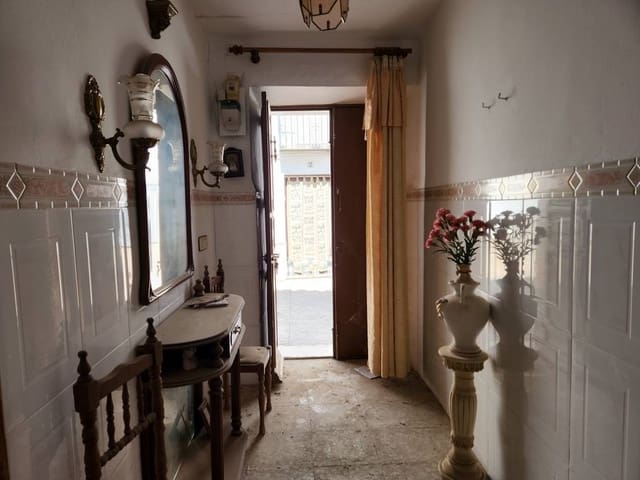 6 soveværelse Byhus til salg i Santiago de Calatrava - € 19.900 (Ref: 9994184)