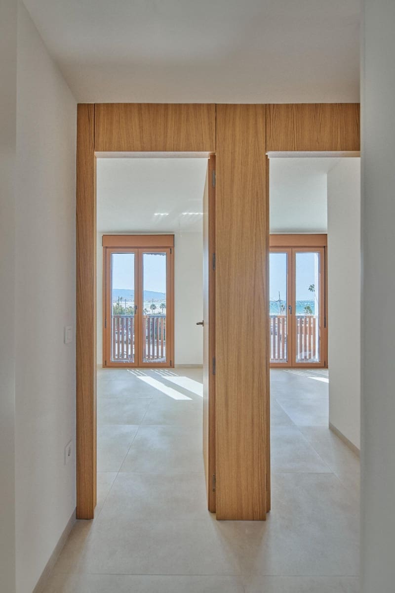 2 bedroom Flat for sale in Barbate - € 350,000 (Ref: 10005619)