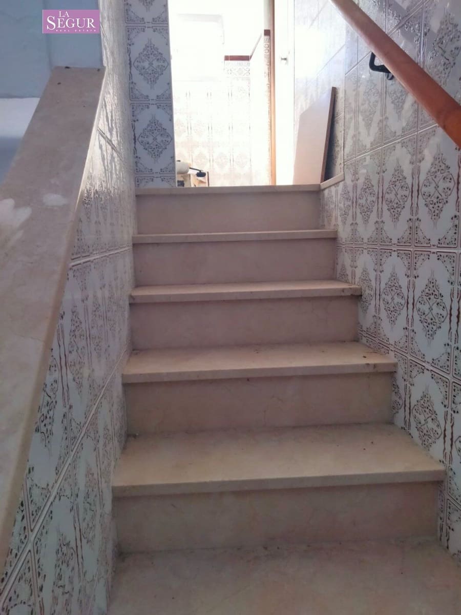 3 bedroom Townhouse for sale in Conil de la Frontera - € 235,000 (Ref: 10011464)