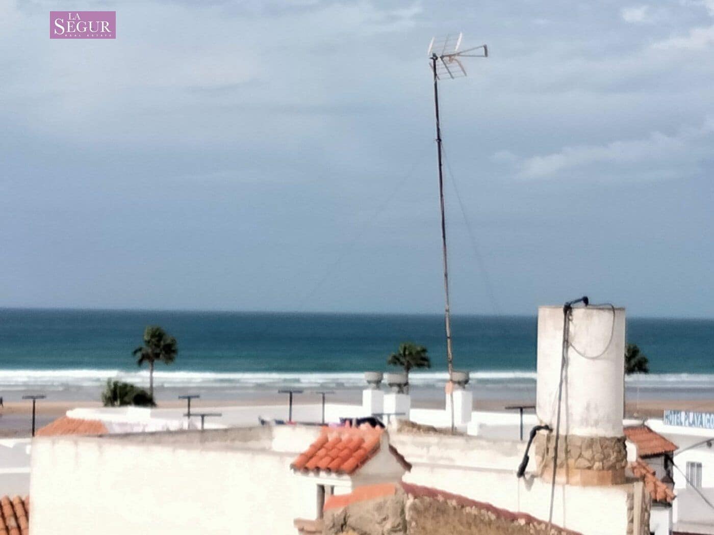 3 bedroom Townhouse for sale in Conil de la Frontera - € 235,000 (Ref: 10011464)
