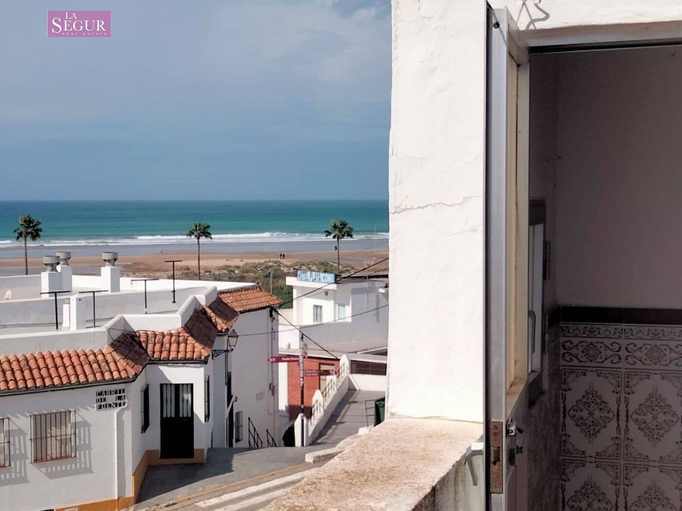 3 bedroom Townhouse for sale in Conil de la Frontera - € 235,000 (Ref: 10011464)