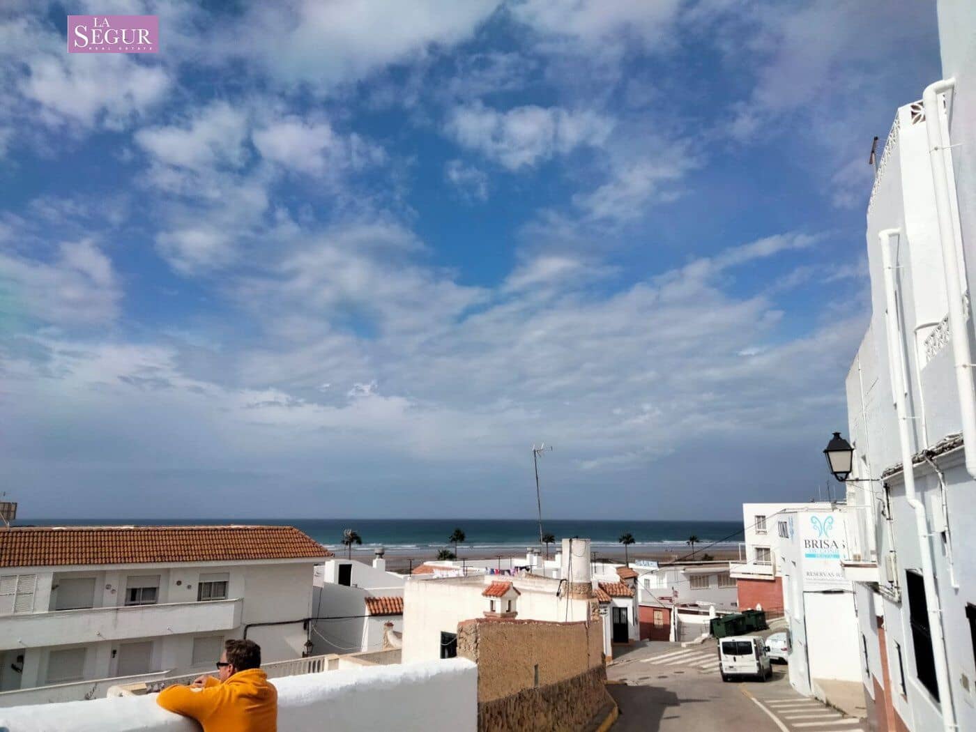 3 bedroom Townhouse for sale in Conil de la Frontera - € 235,000 (Ref: 10011464)