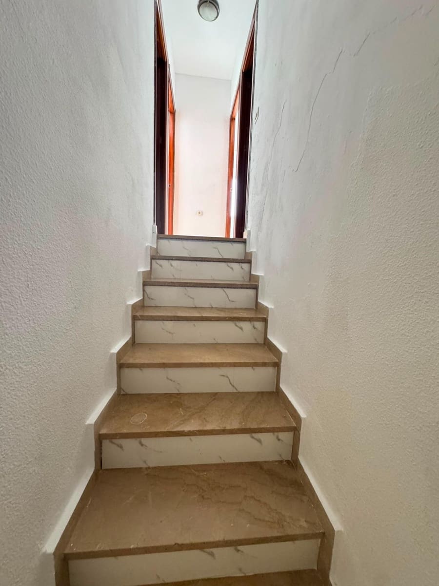 4 bedroom Terraced Villa for sale in Medina-Sidonia - € 185,000 (Ref: 10017518)
