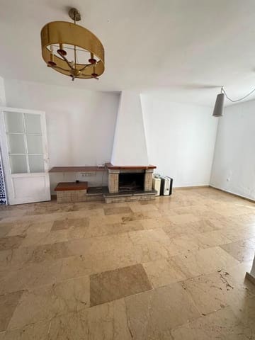 4 bedroom Terraced Villa for sale in Medina-Sidonia - € 185,000 (Ref: 10017518)