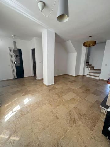 4 bedroom Terraced Villa for sale in Medina-Sidonia - € 185,000 (Ref: 10017518)