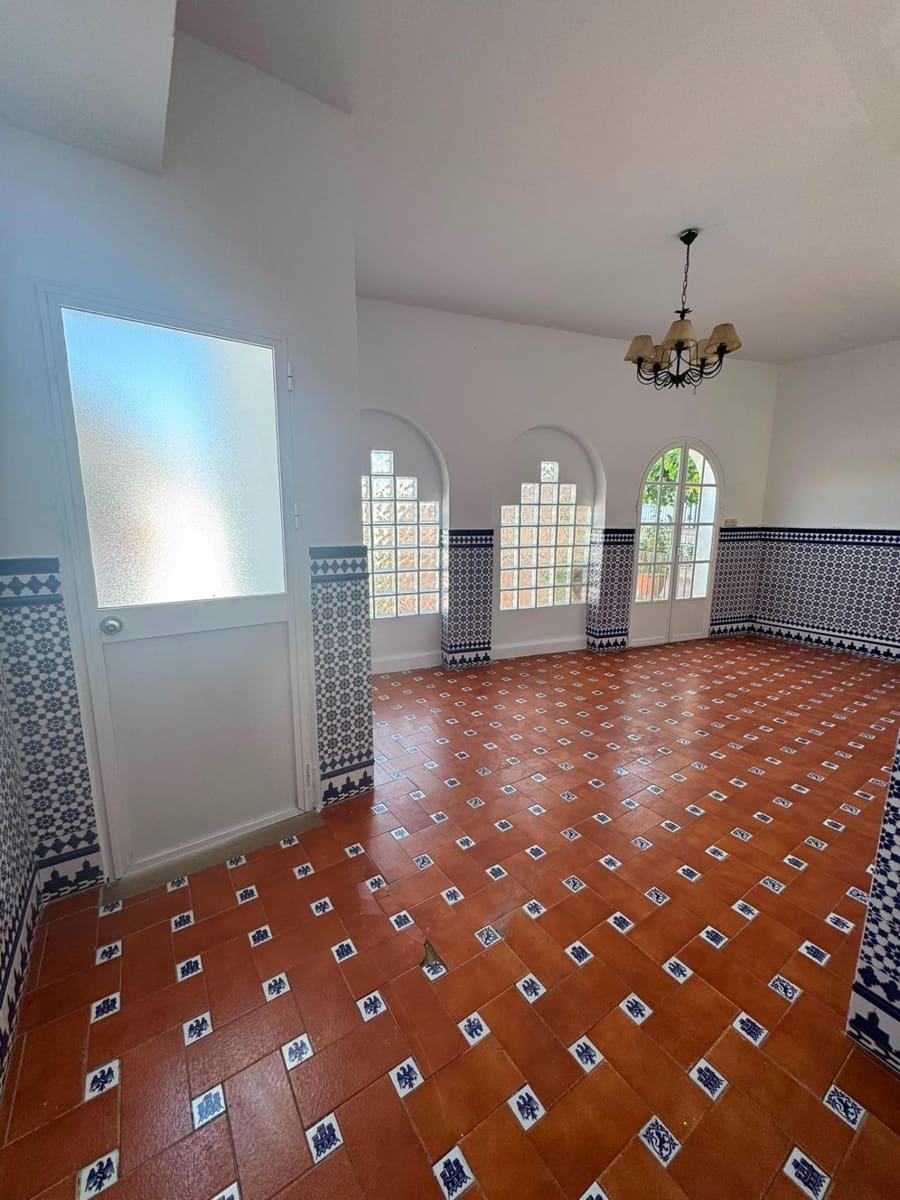 4 bedroom Terraced Villa for sale in Medina-Sidonia - € 185,000 (Ref: 10017518)
