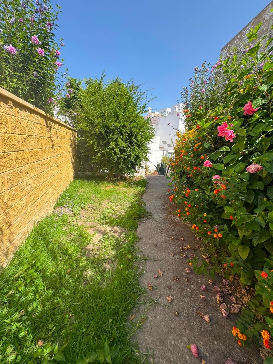 4 bedroom Terraced Villa for sale in Medina-Sidonia - € 185,000 (Ref: 10017518)