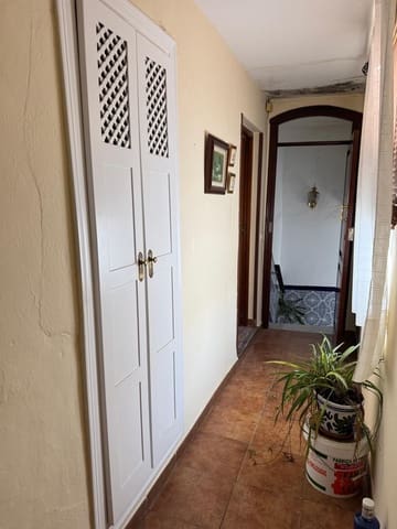 2 bedroom Flat for sale in Medina-Sidonia - € 60,000 (Ref: 10020921)