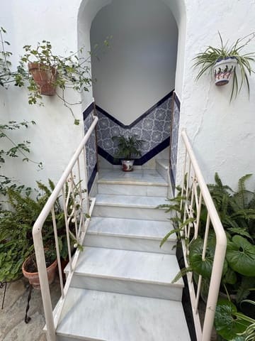 2 bedroom Flat for sale in Medina-Sidonia - € 60,000 (Ref: 10020921)
