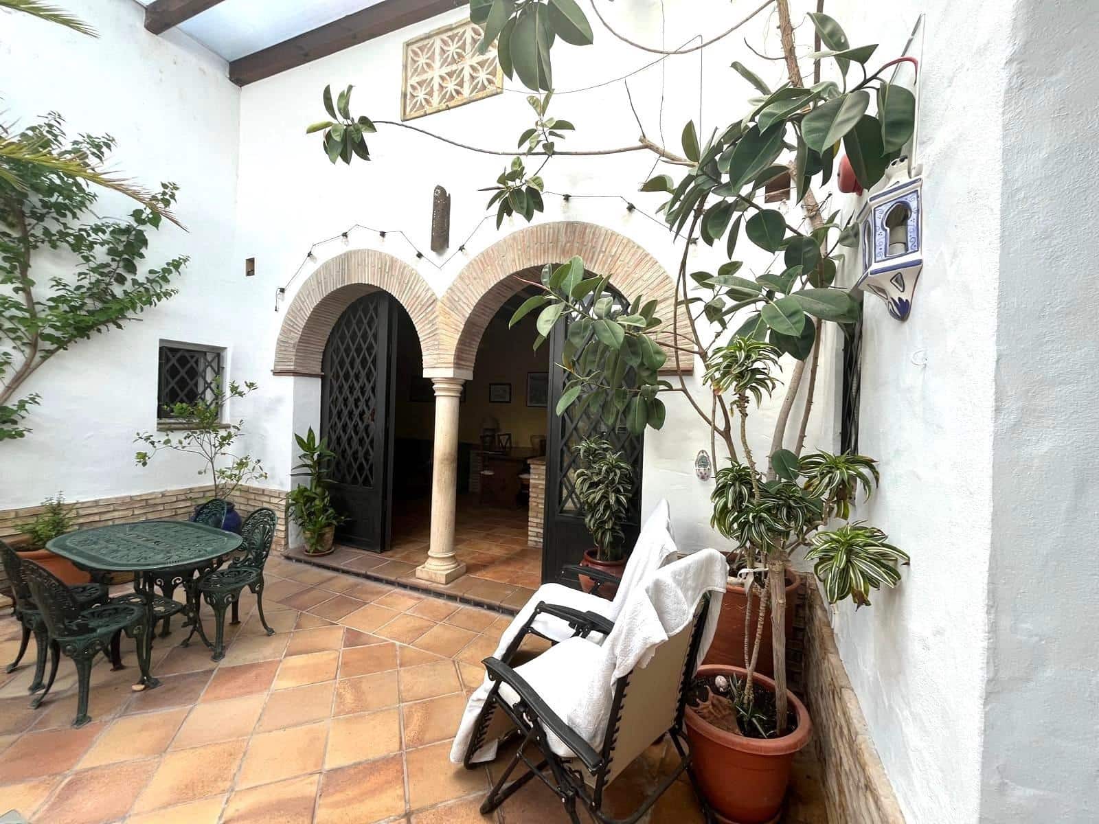 3 bedroom Townhouse for sale in Barbate - € 400,000 (Ref: 10020923)