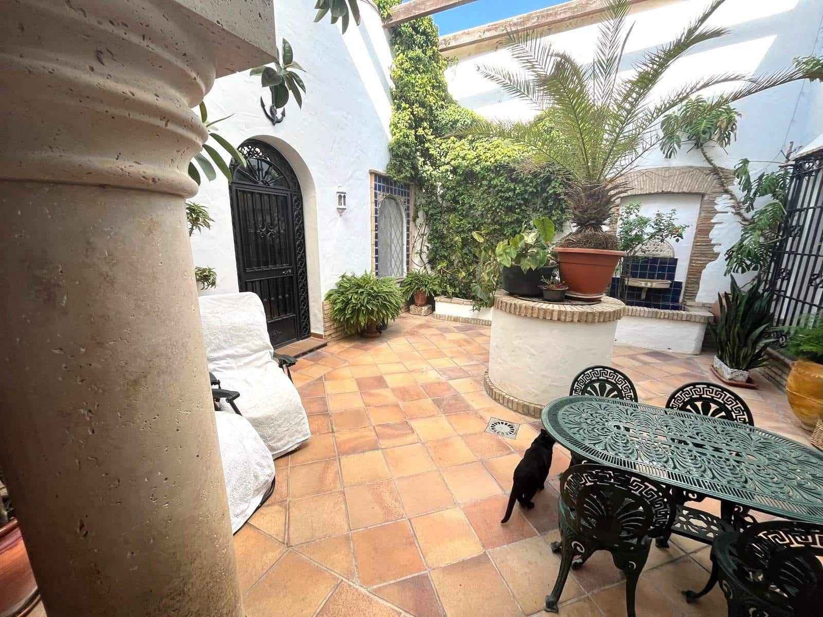 3 bedroom Townhouse for sale in Barbate - € 400,000 (Ref: 10020923)