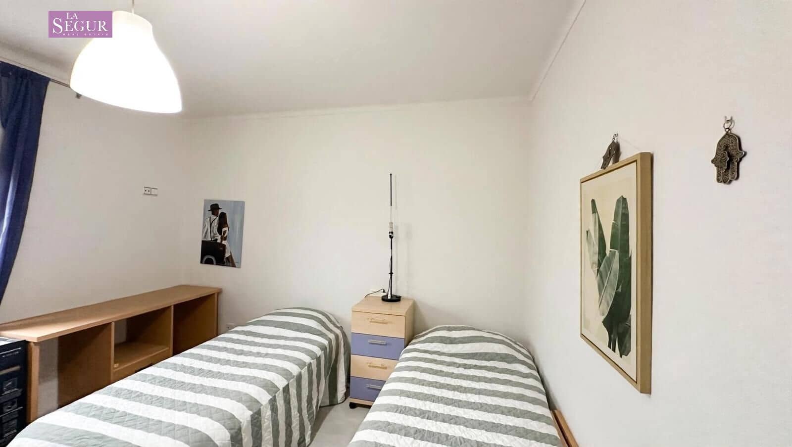 3 bedroom Apartment for sale in Conil de la Frontera - € 260,000 (Ref: 10032052)