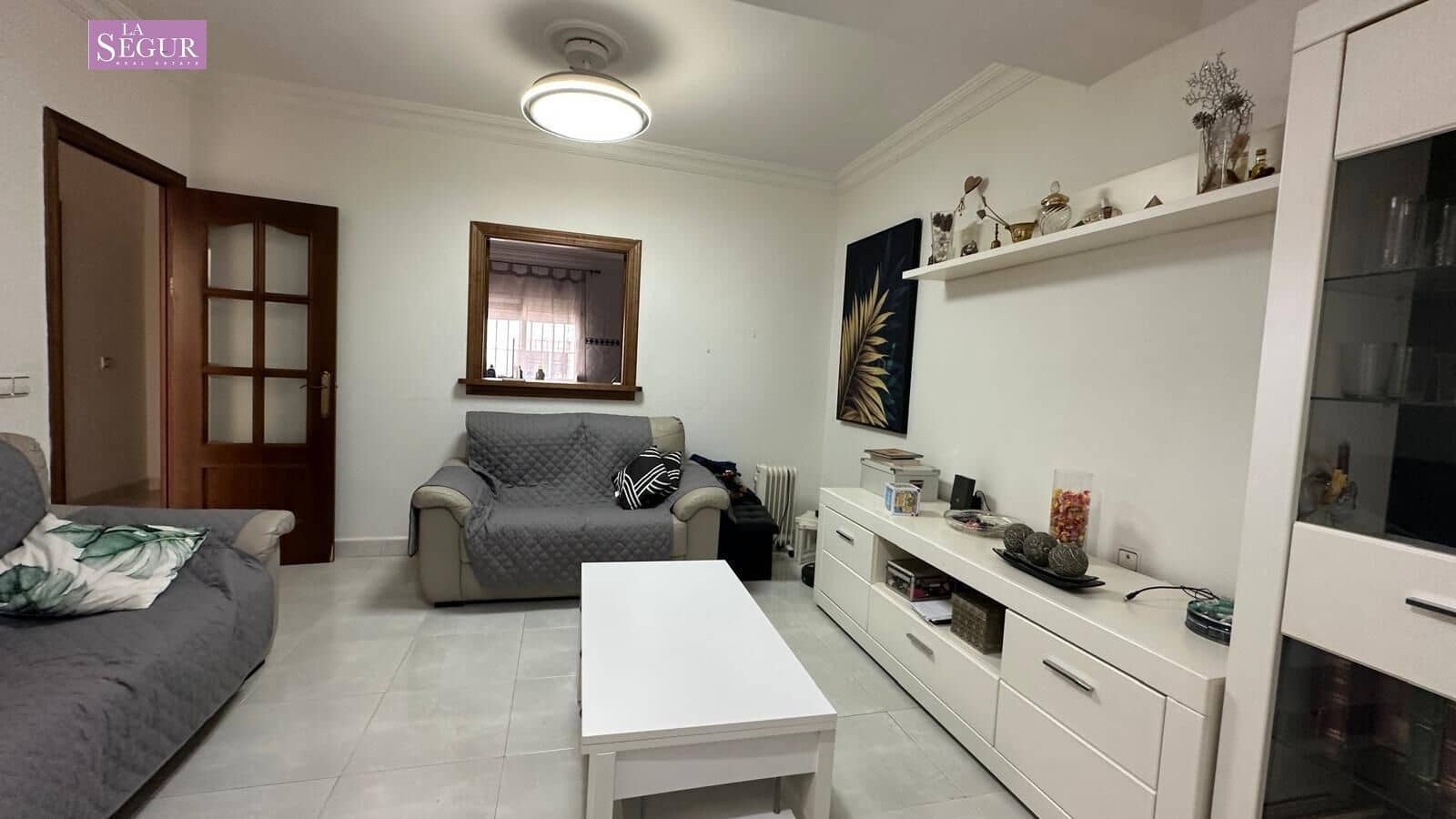 3 bedroom Apartment for sale in Conil de la Frontera - € 260,000 (Ref: 10032052)