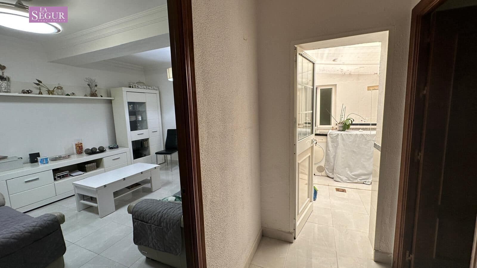 3 bedroom Apartment for sale in Conil de la Frontera - € 260,000 (Ref: 10032052)