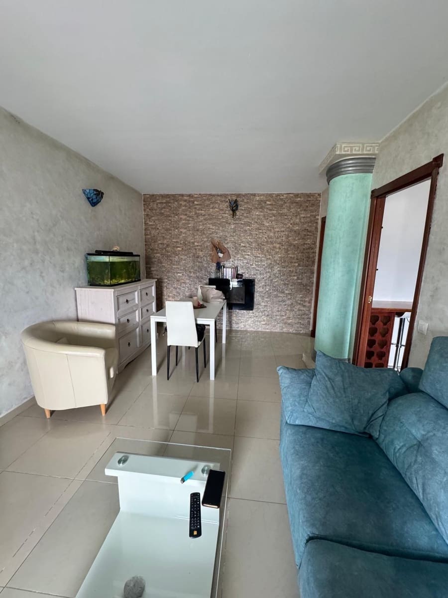 3 bedroom Flat for sale in Medina-Sidonia with garage - € 130,000 (Ref: 10033955)