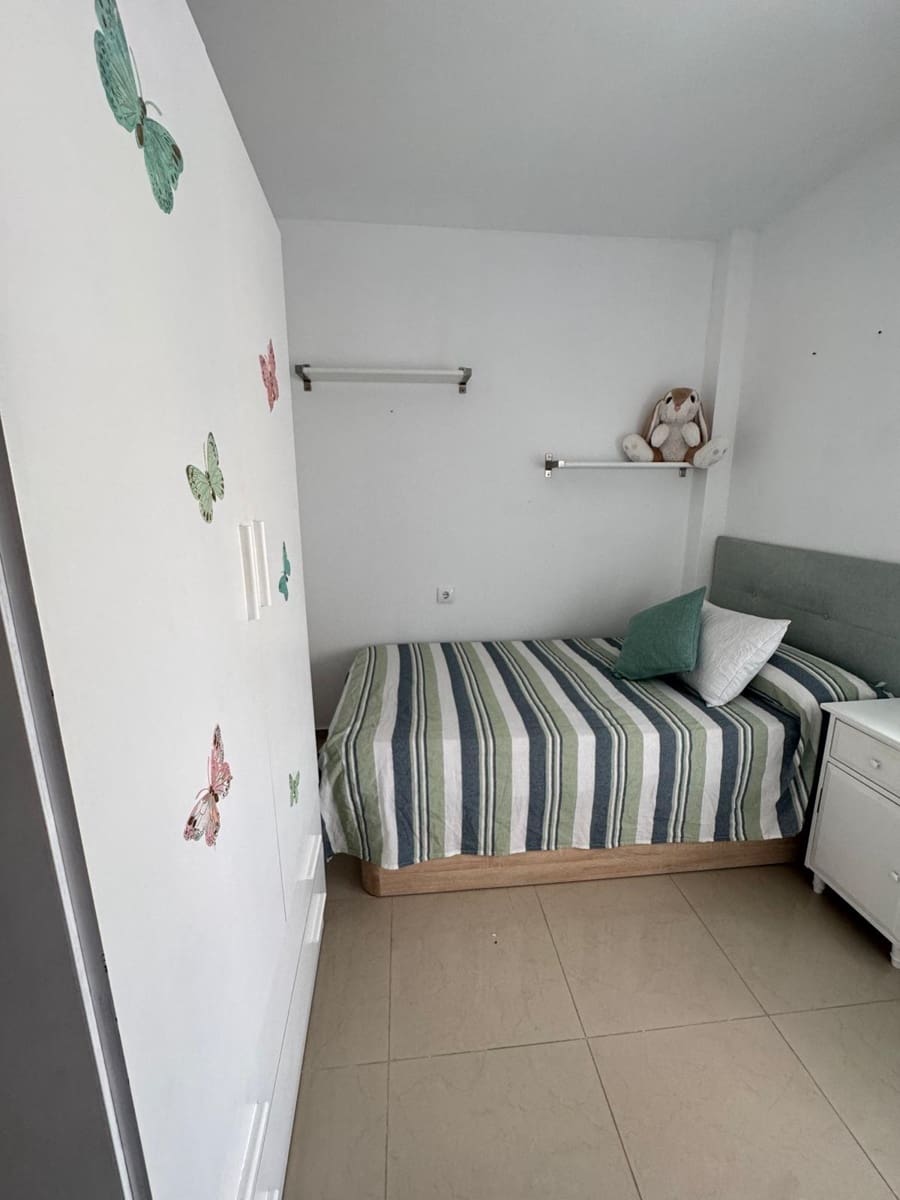 3 bedroom Flat for sale in Medina-Sidonia with garage - € 130,000 (Ref: 10033955)