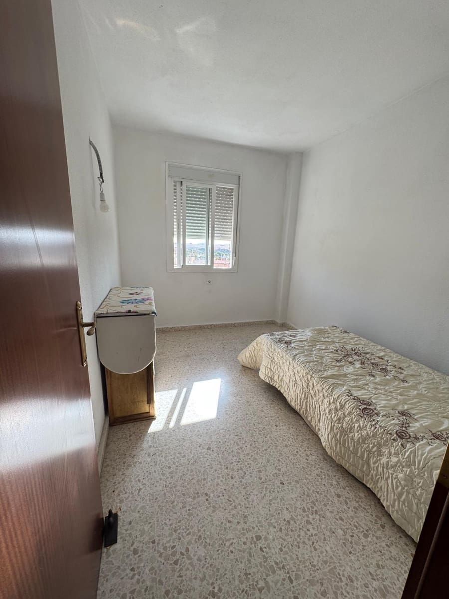 3 bedroom Flat for sale in Medina-Sidonia with garage - € 125,000 (Ref: 10035366)