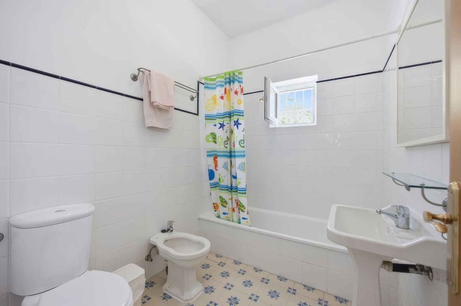 4 Zimmer Villa zu verkaufen in Vejer de la Frontera mit Garage - 375.000 € (Ref: 10047318)