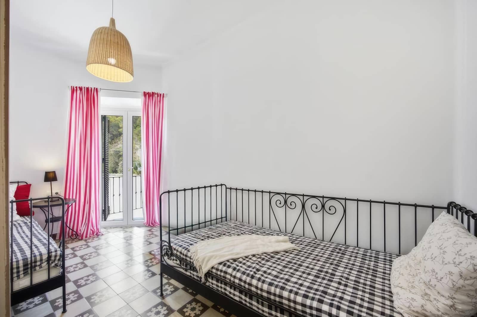 4 Zimmer Villa zu verkaufen in Vejer de la Frontera mit Garage - 375.000 € (Ref: 10047318)