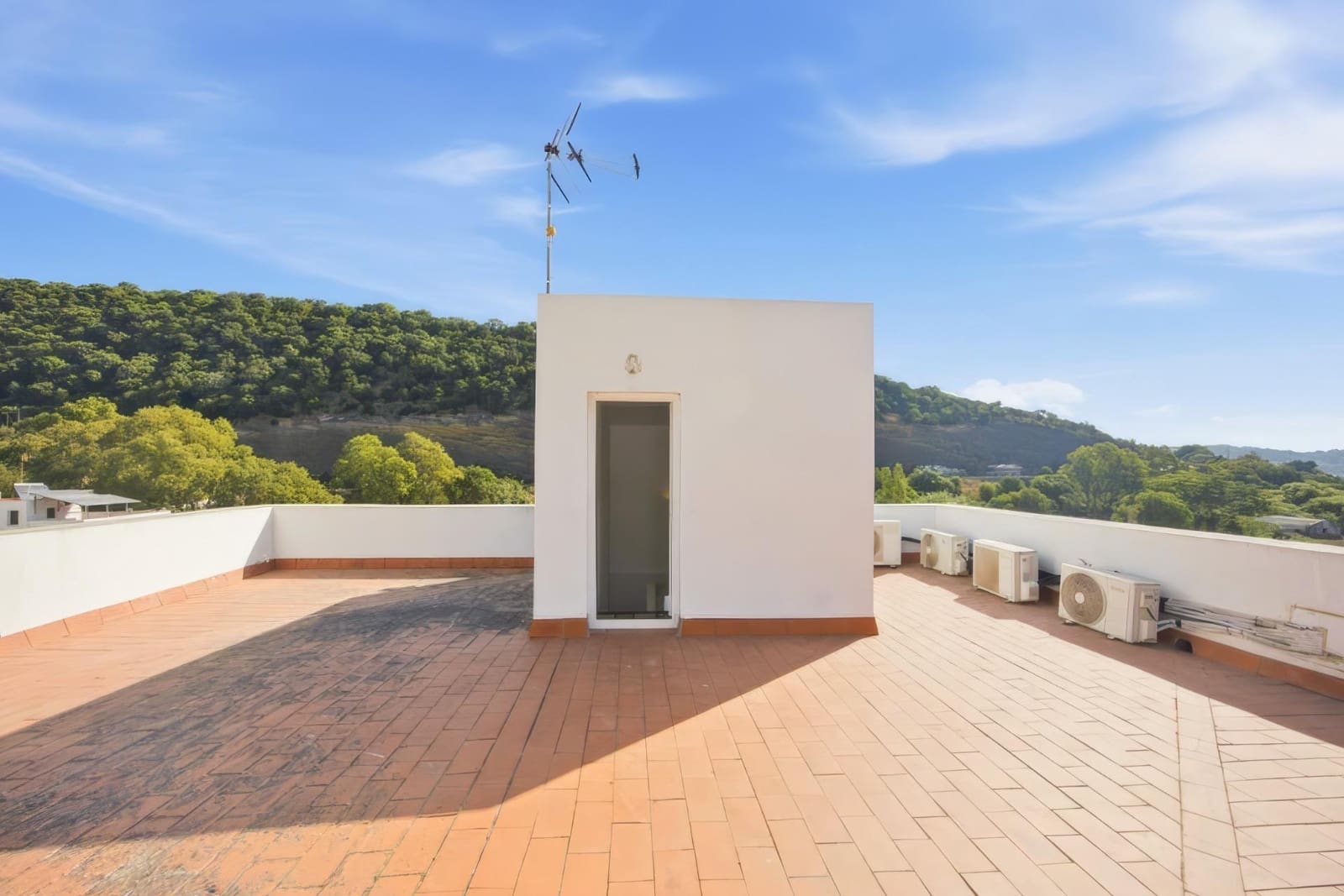 4 bedroom Villa for sale in Vejer de la Frontera - € 375,000 (Ref: 10047318)