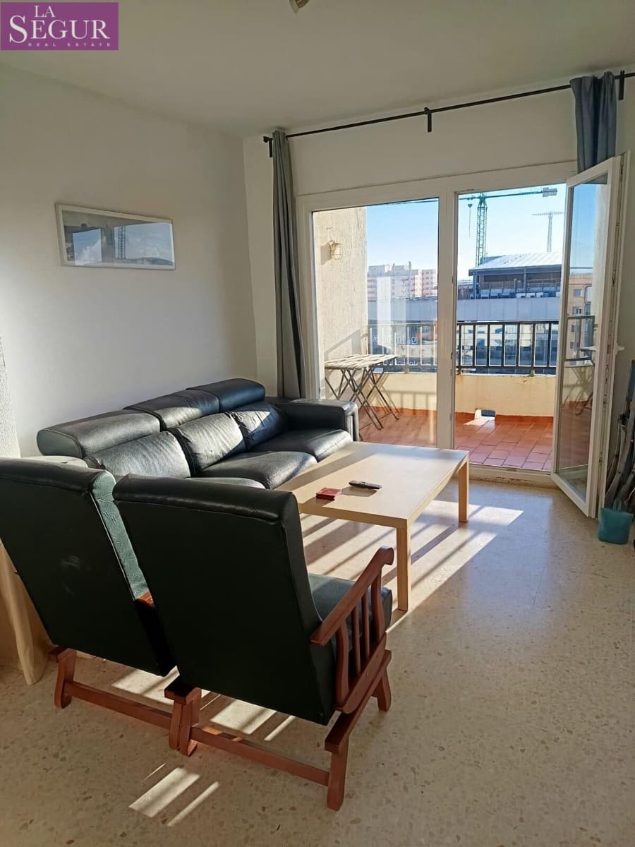 4 camera da letto Appartamento da affittare in Cadice citta - 1.300 € (Rif: 10059064)