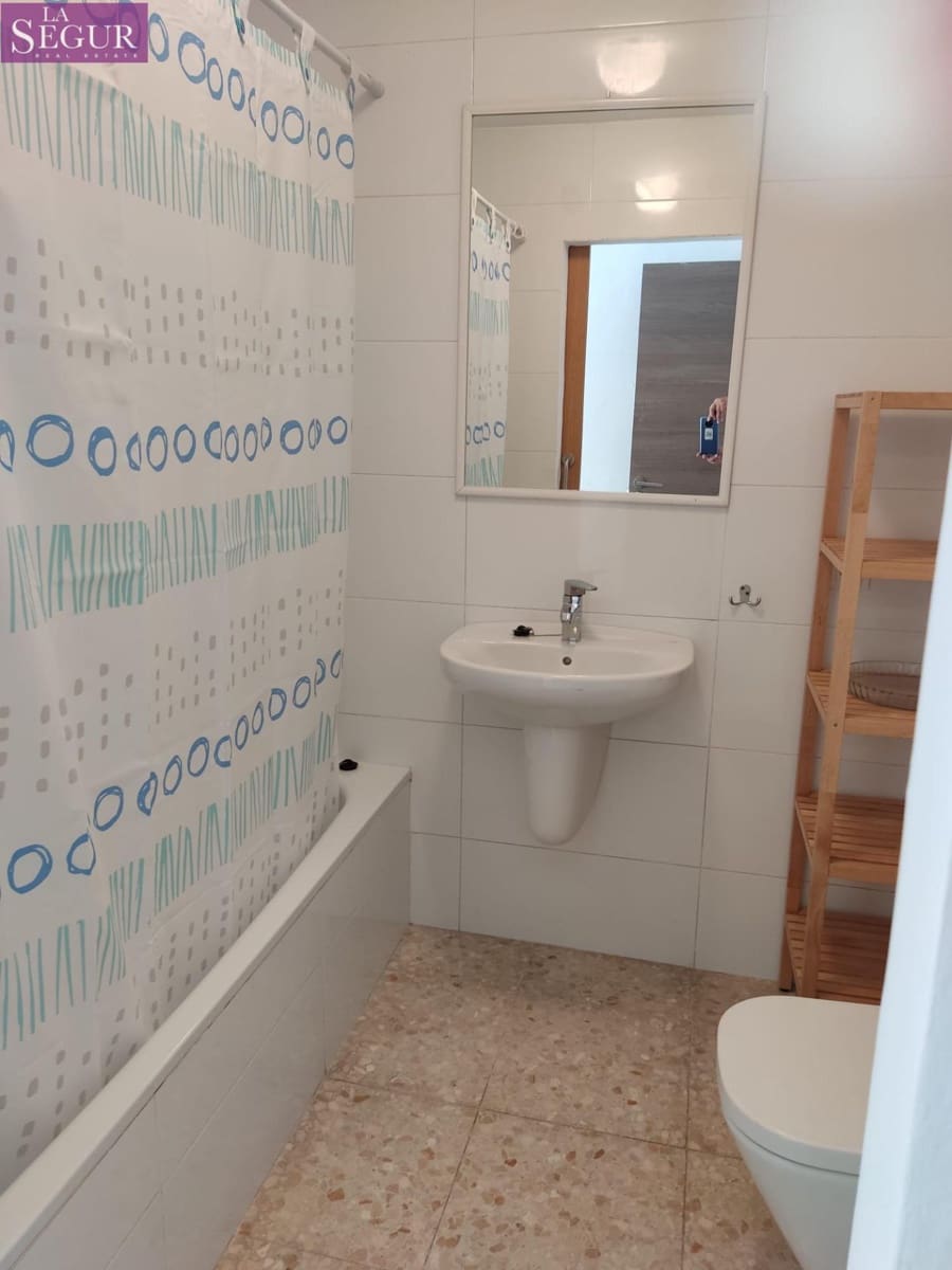 4 camera da letto Appartamento da affittare in Cadice citta - 1.300 € (Rif: 10059064)