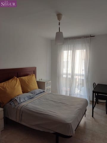 2 quarto Apartamento para arrendar em Cádis cidade - 950 € (Ref: 10059065)