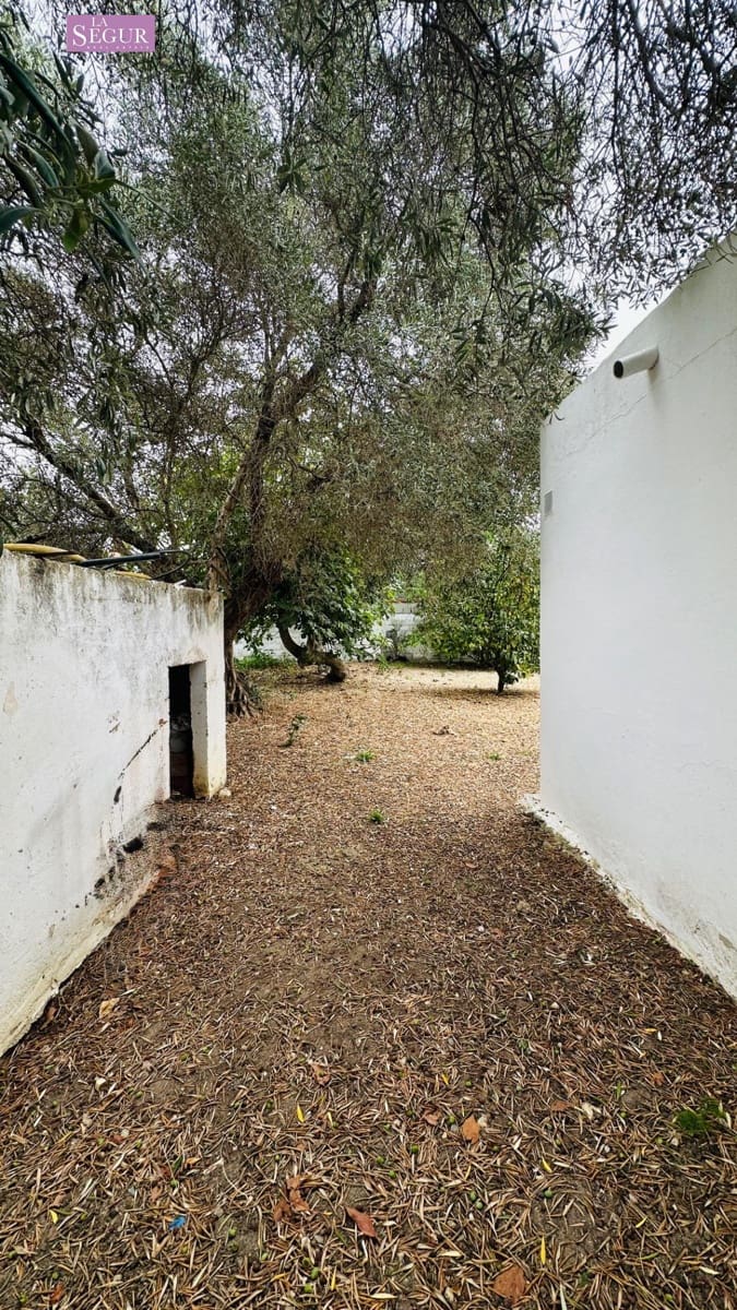 Chalet de 3 habitaciones en Conil de la Frontera en venta con garaje - 300.000 € (Ref: 10062247)