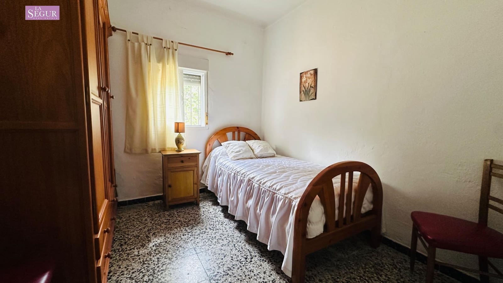 Chalet de 3 habitaciones en Conil de la Frontera en venta con garaje - 300.000 € (Ref: 10062247)