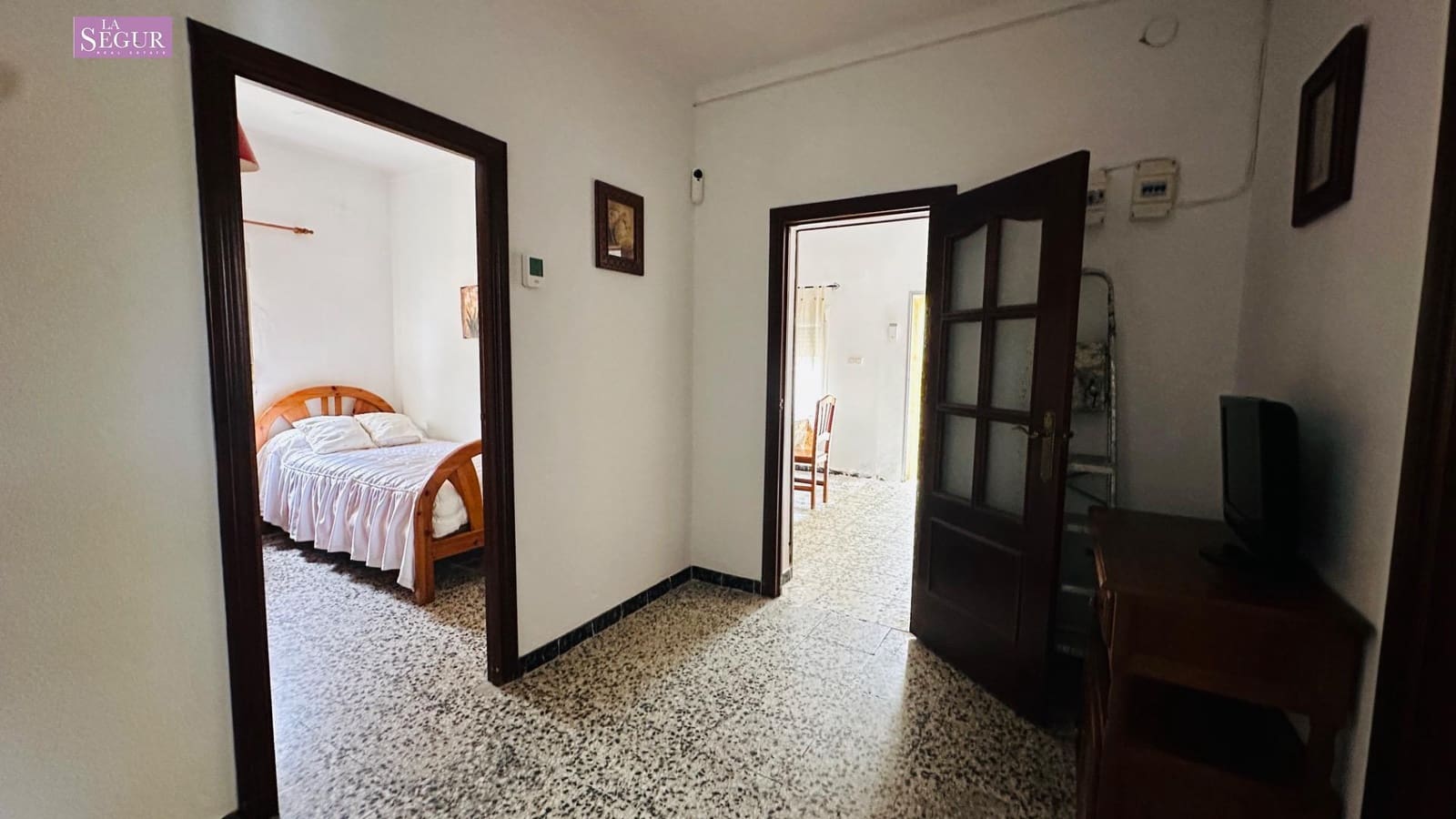 Chalet de 3 habitaciones en Conil de la Frontera en venta con garaje - 300.000 € (Ref: 10062247)