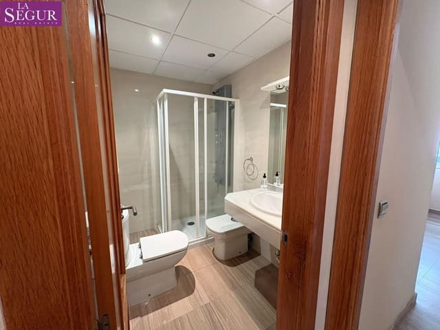2 slaapkamer Flat te huur in Cádiz stad - € 1.200 (Ref: 10089710)