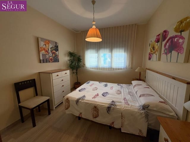 2 slaapkamer Flat te huur in Cádiz stad - € 1.200 (Ref: 10089710)