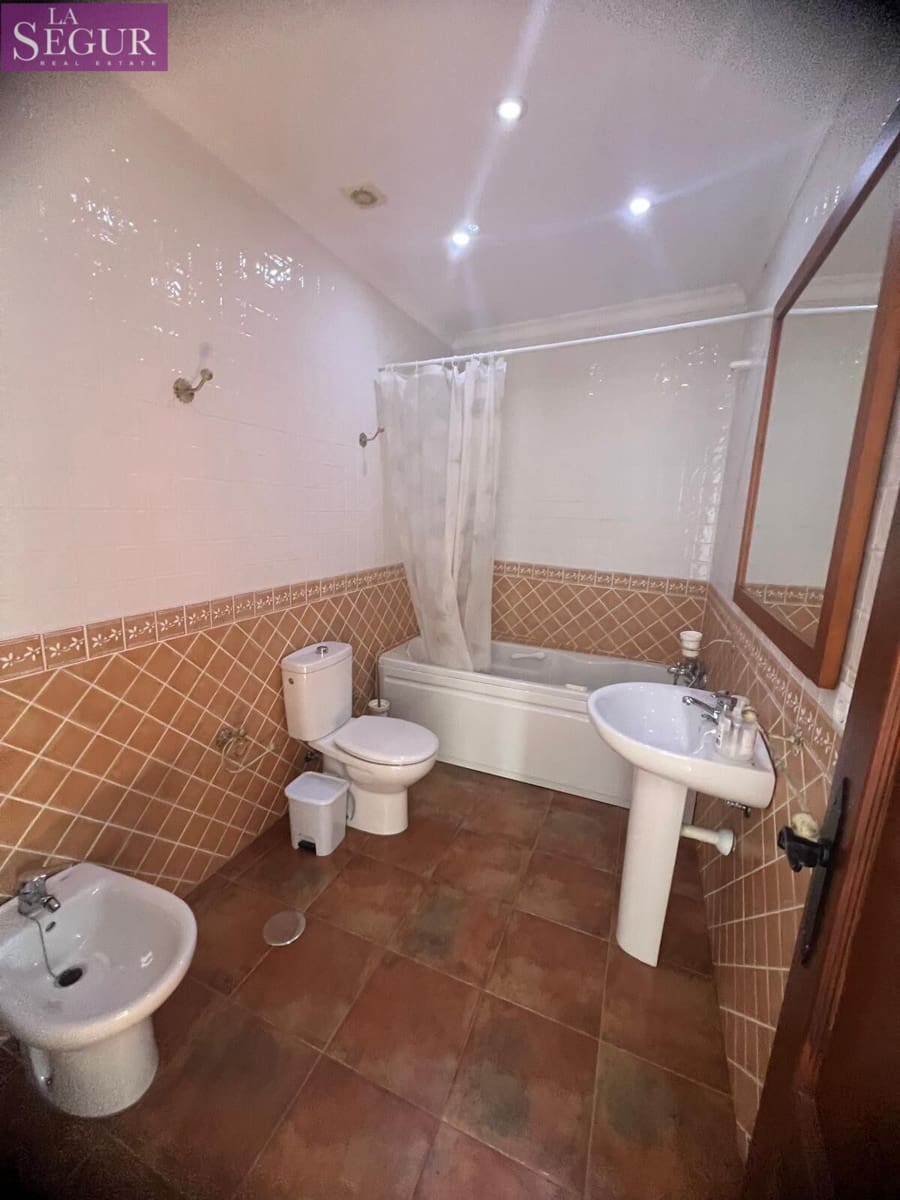 4 camera da letto Villa in vendita in Benalup - 157.500 € (Rif: 10100439)