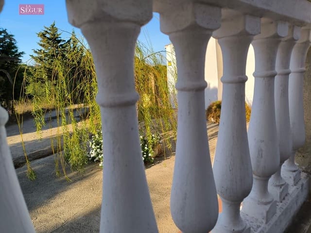 6 Zimmer Finca/Landgut zu verkaufen in Chiclana de la Frontera mit Pool - 590.000 € (Ref: 10129448)