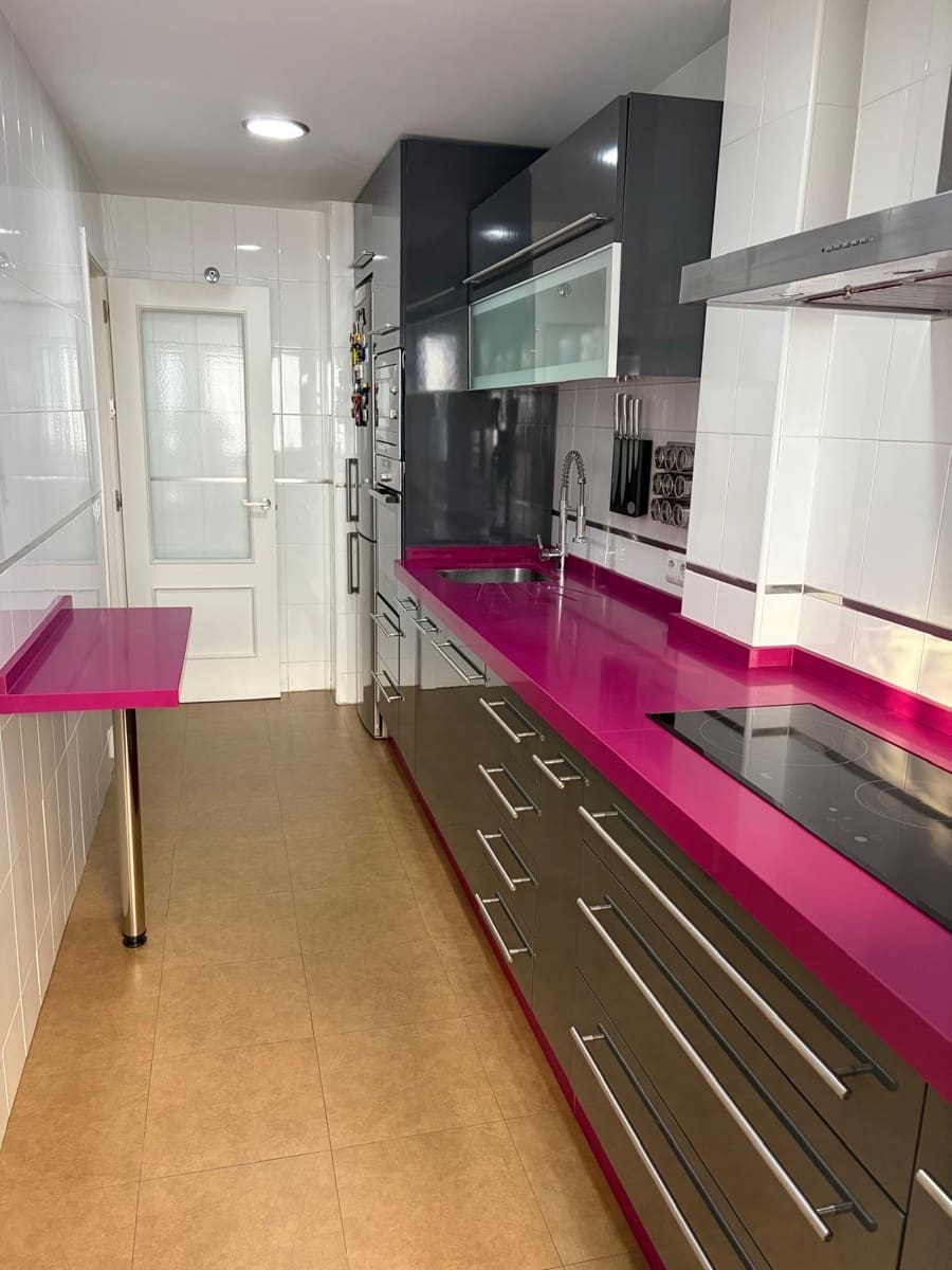 4 soveværelse Lejlighed til salg i Medina-Sidonia med garage - € 140.000 (Ref: 10139716)