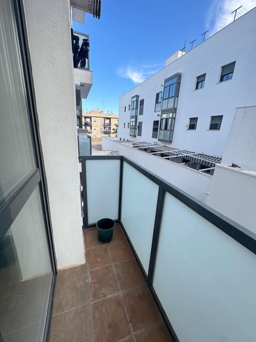 4 bedroom Flat for sale in Medina-Sidonia with garage - € 140,000 (Ref: 10139716)