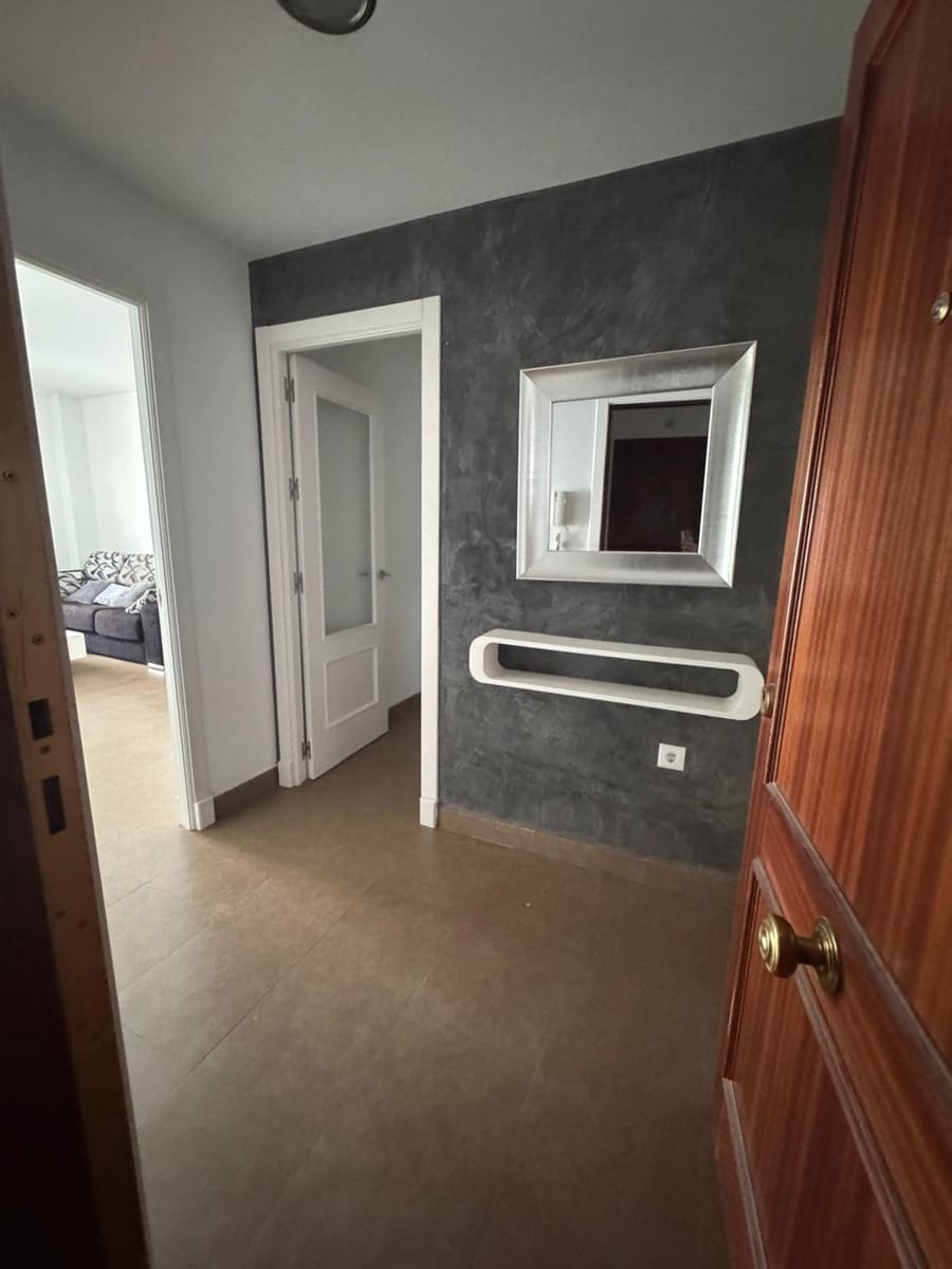4 bedroom Flat for sale in Medina-Sidonia with garage - € 140,000 (Ref: 10139716)